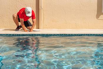 Closing service for residential pool owners